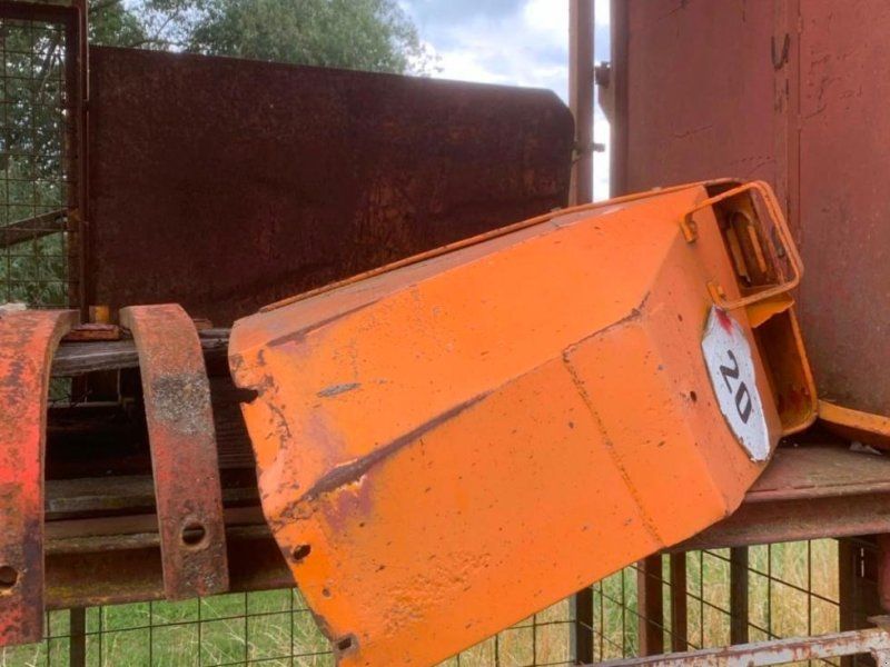Renault Kotflügel hinten links rechts 551 651
