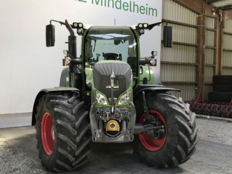 Fendt 724 VARIO S4 PROFI PLUS