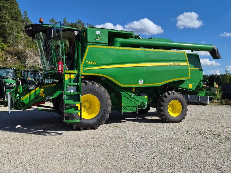John Deere T550i