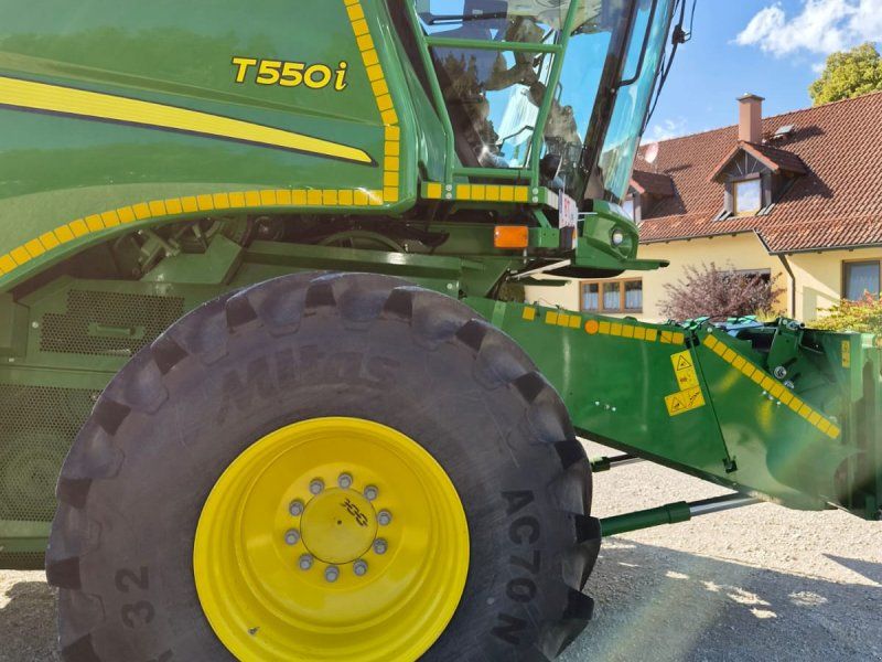 John Deere T550i