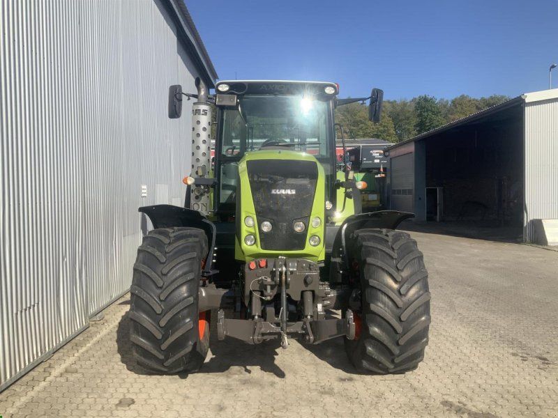 Claas Axion 820