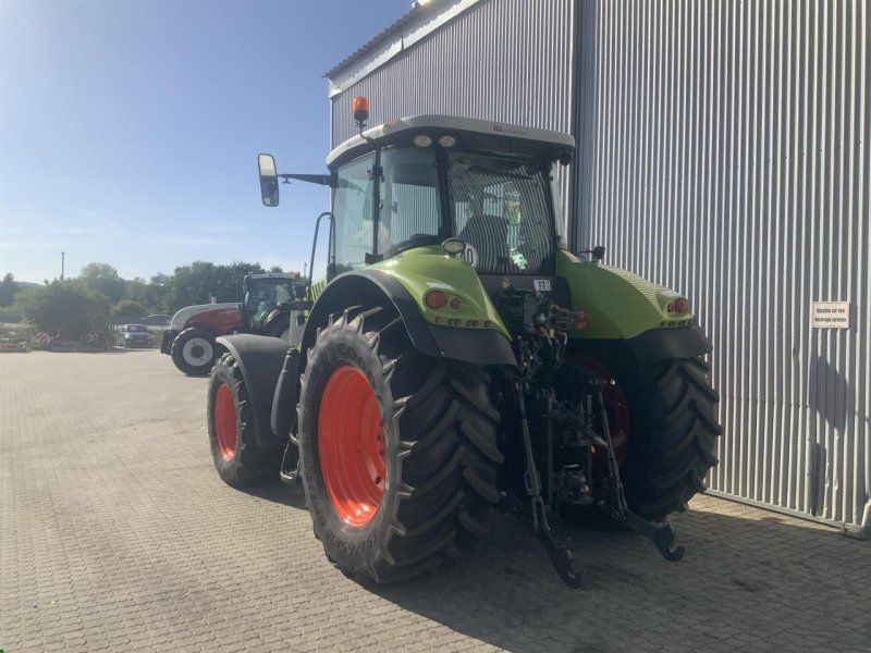 Claas Axion 820