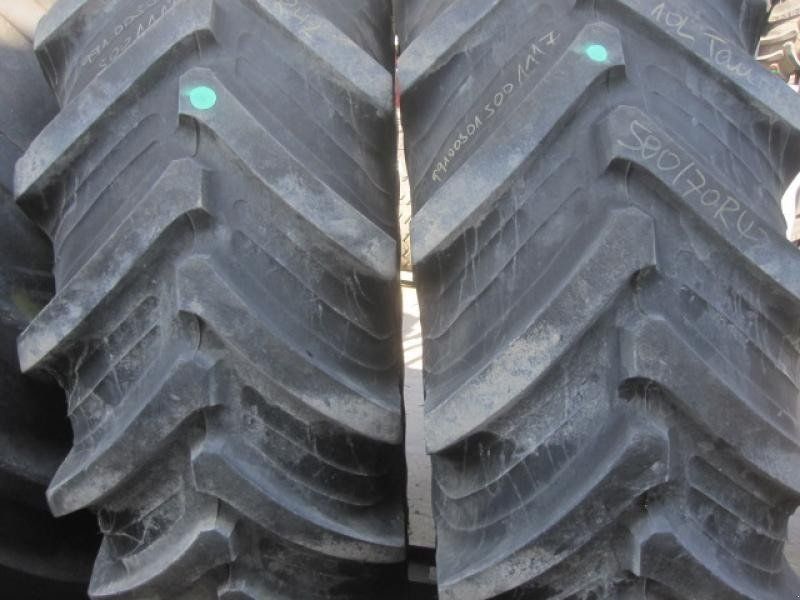 Taurus 2 Räder 580/70 R42
