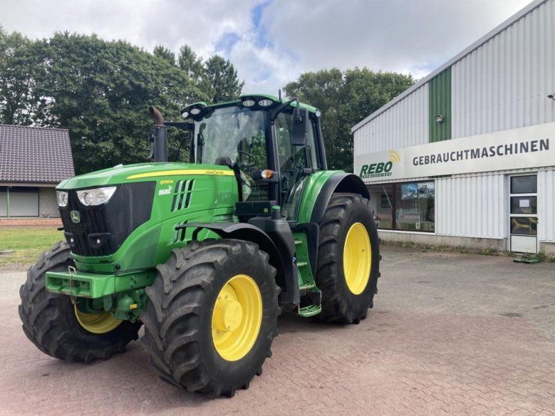 John Deere 6195M