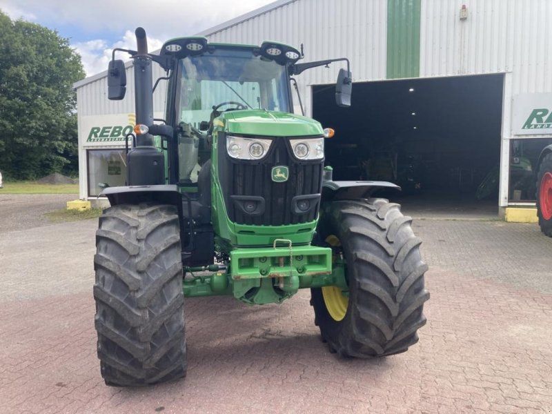 John Deere 6195M