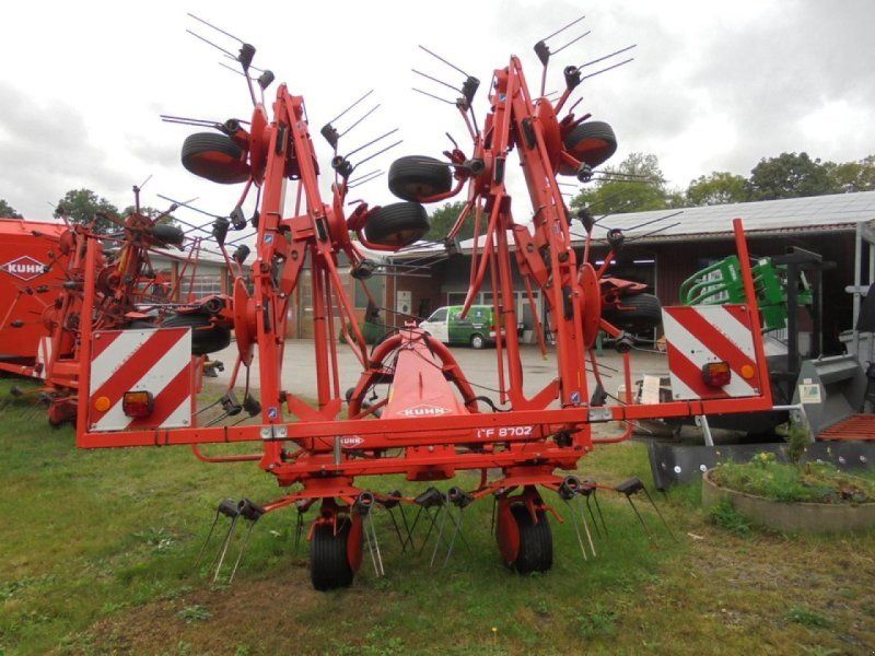 Kuhn GF 8702