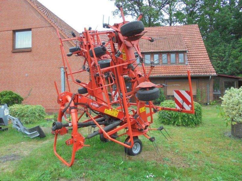 Kuhn GF 8702