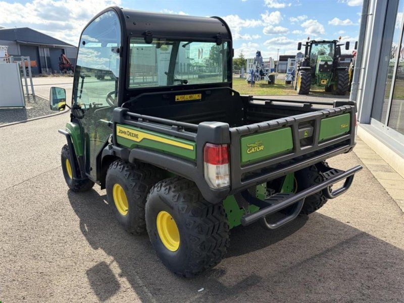 John Deere Gator TH 6x4