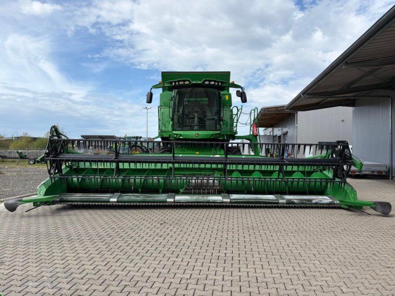 John Deere T560i Hill Master