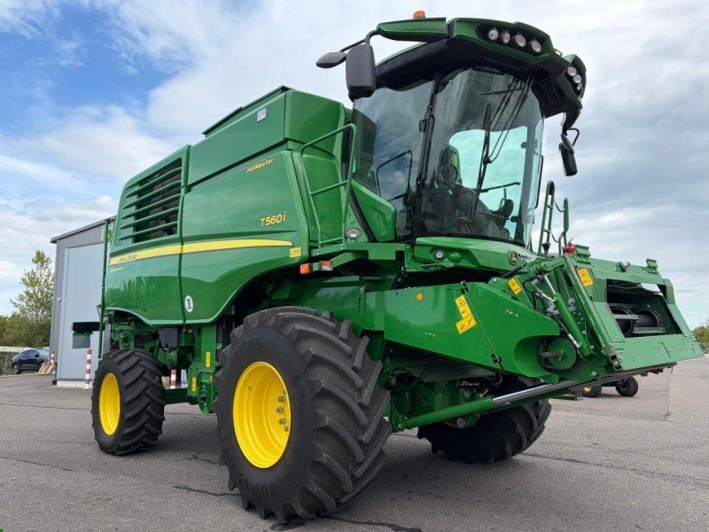 John Deere T560i Hill Master