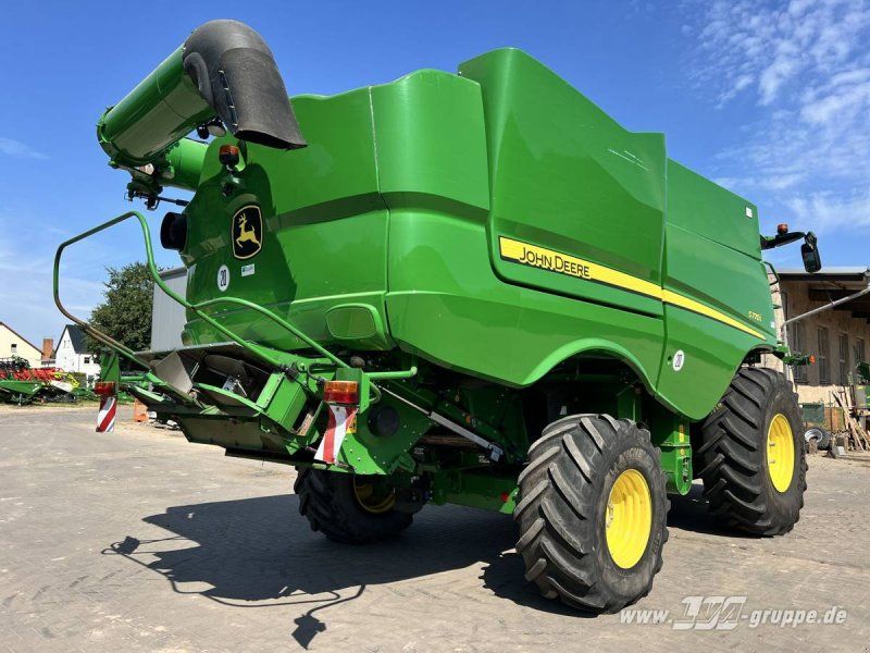 John Deere S770