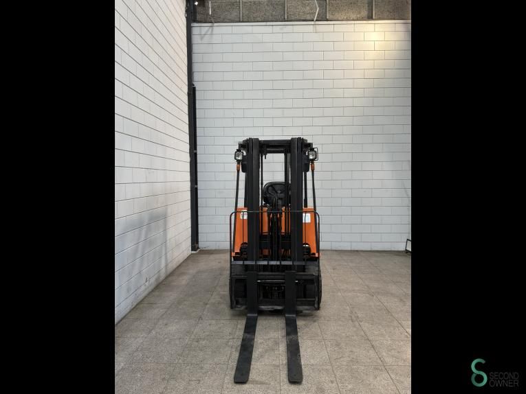 Gabelstapler Elektrisch Halla HDF25II 1999 Triplex