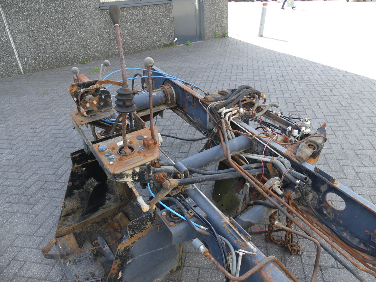 Mercedes Benz MB Trac 1300 chassis met kenteken !
