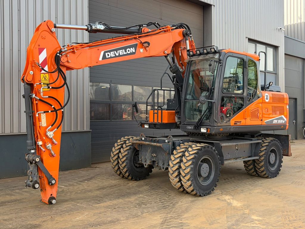 Develon DX160W-7