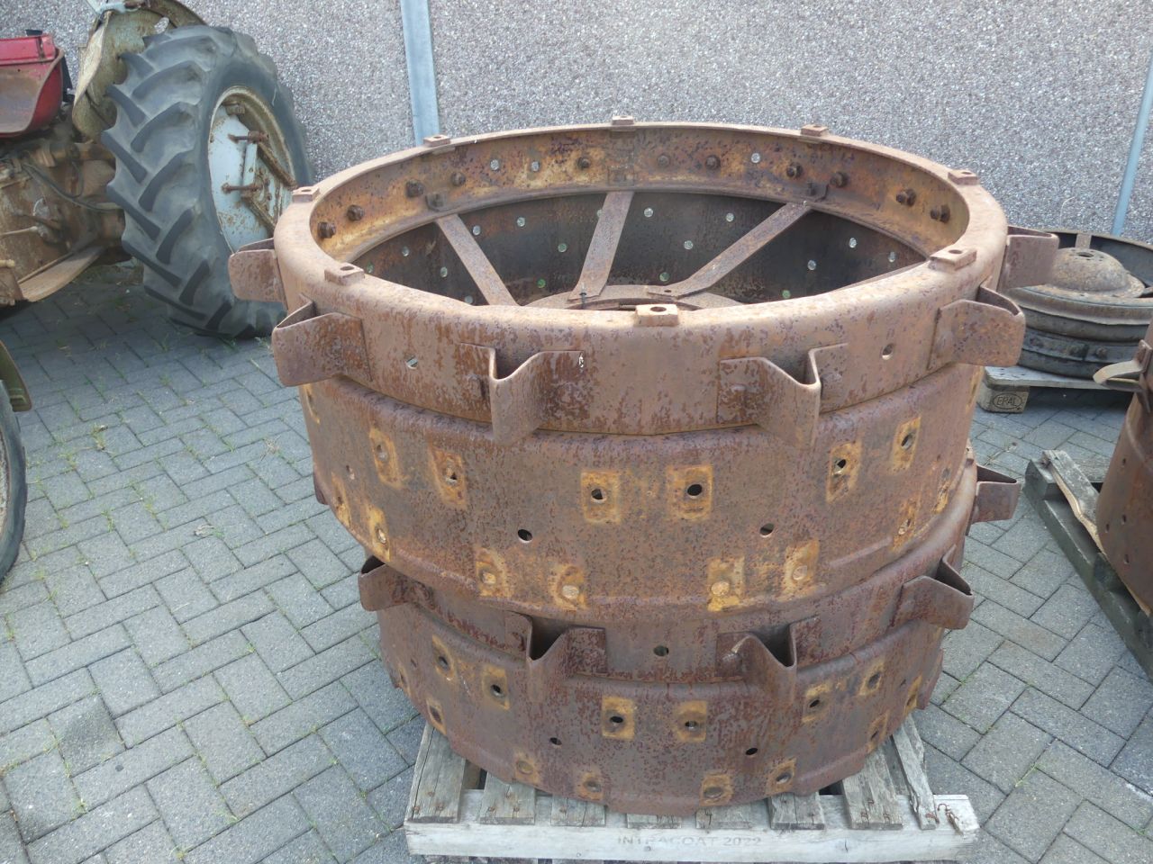 Diverse sets ijzeren wielen voor Lanz Bulldog tractoren