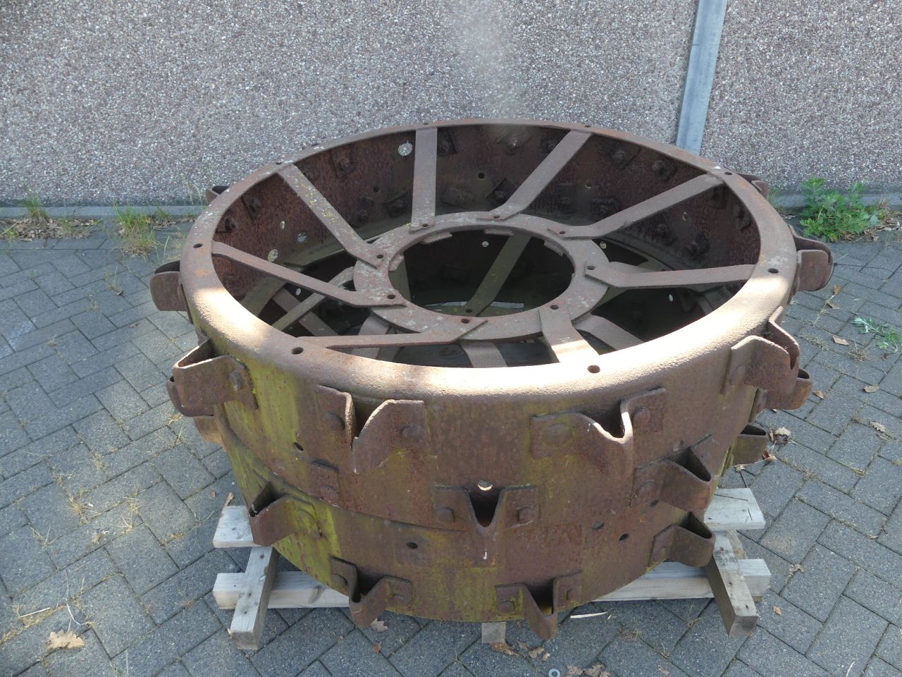 Diverse sets ijzeren wielen voor Lanz Bulldog tractoren