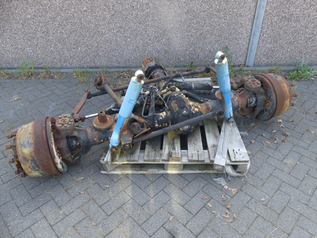 Mercedes Benz MB Trac voor en achter assen 1300 & 1500