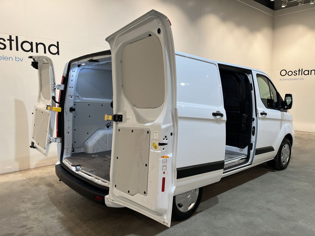 Ford Transit Custom 280 2.0 TDCI L1H1 Trend 130 PK / Euro 6 / Airco / CarPlay / Cruise Control / Camera / 3-Zits / 62.500 KM !!