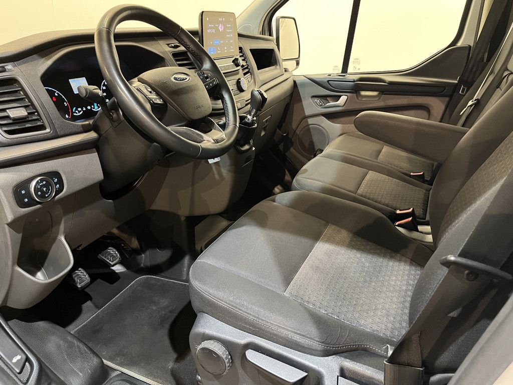 Ford Transit Custom 280 2.0 TDCI L1H1 Trend 130 PK / Euro 6 / Airco / CarPlay / Cruise Control / Camera / 3-Zits / 62.500 KM !!