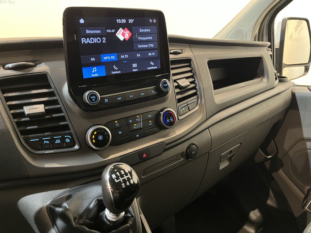 Ford Transit Custom 280 2.0 TDCI L1H1 Trend 130 PK / Euro 6 / Airco / CarPlay / Cruise Control / Camera / 3-Zits / 62.500 KM !!