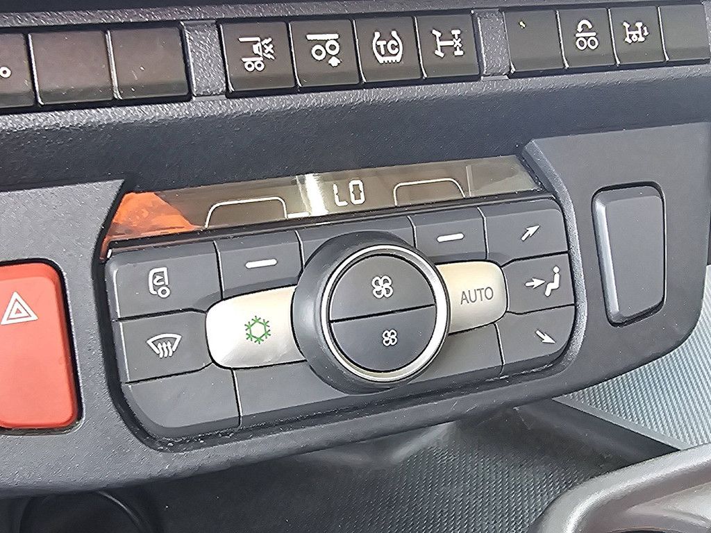 DAF XD 450 fan