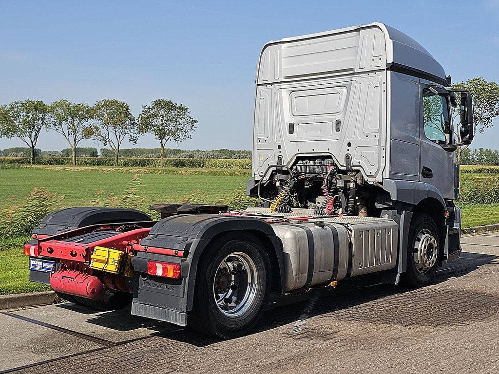 MERCEDES-BENZ ACTROS 1843
