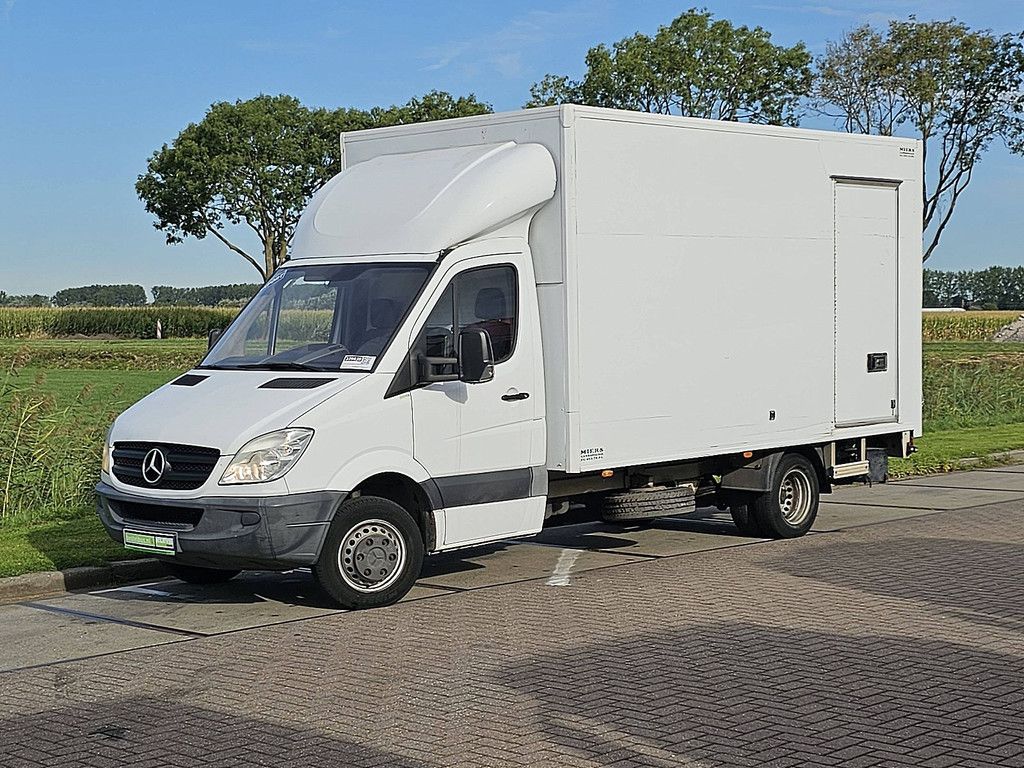 MERCEDES-BENZ SPRINTER 516 zijdeur klep euro5