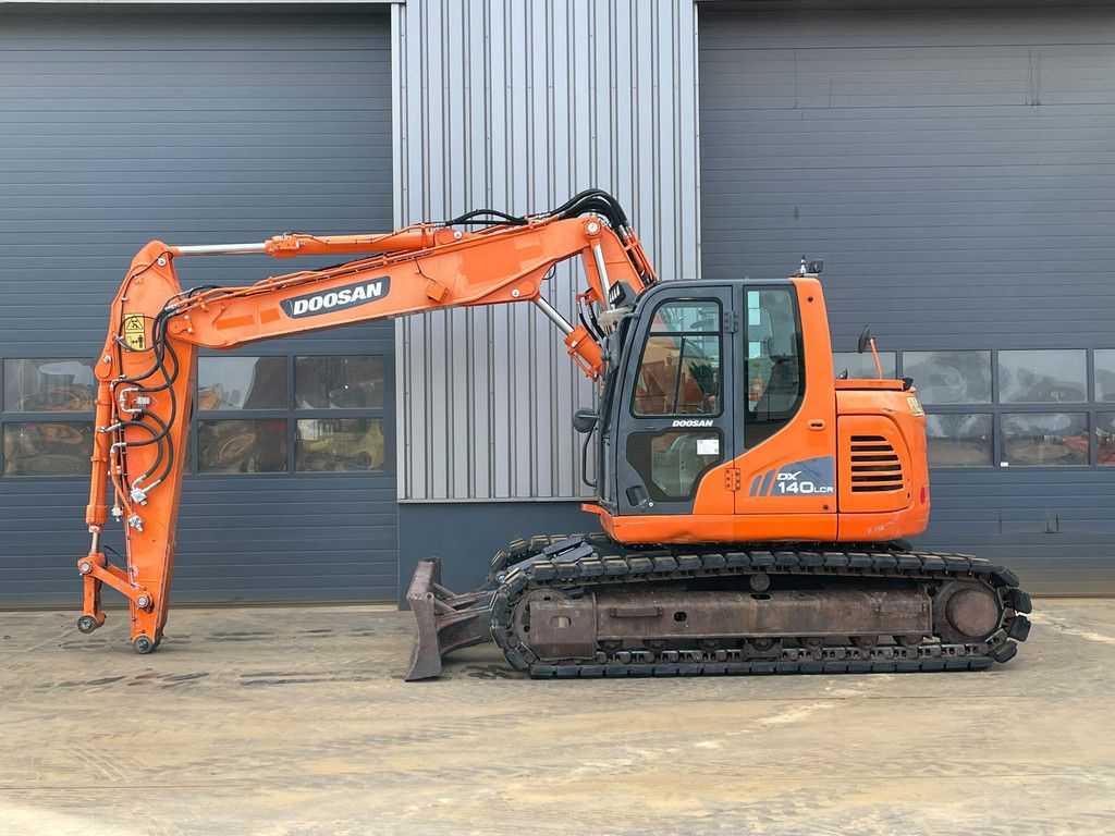 Doosan DX140LCR-3