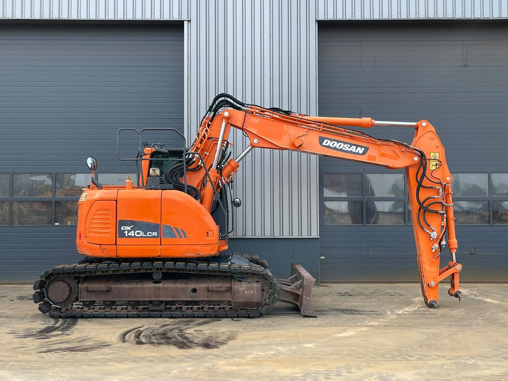 Doosan DX140LCR-3