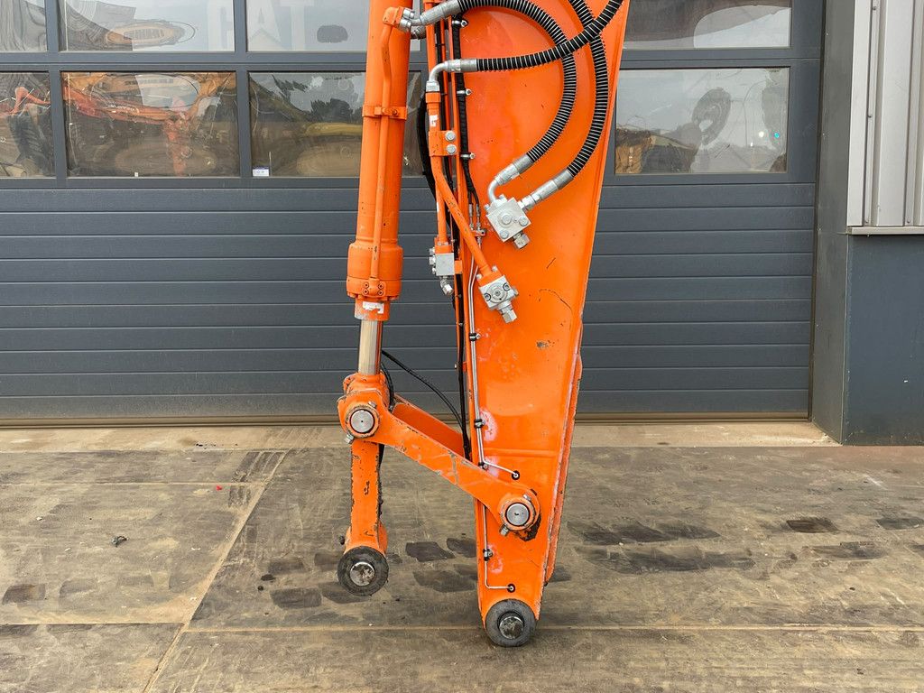 Doosan DX140LCR-3