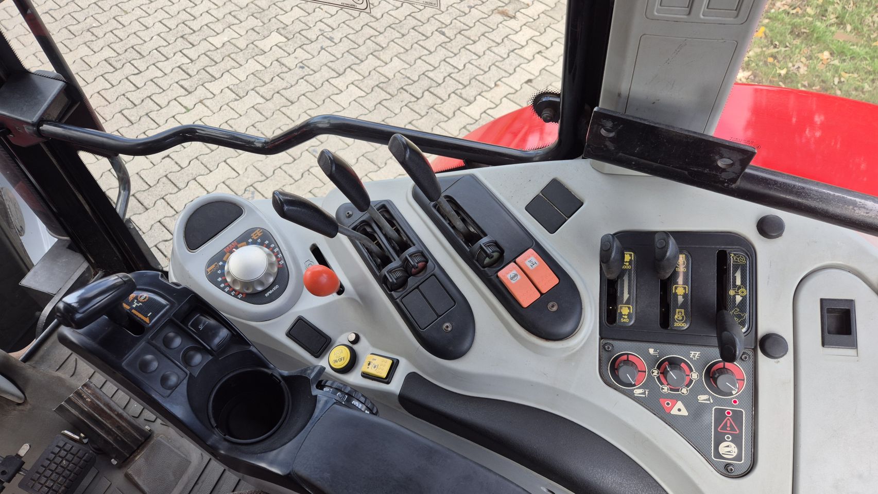 Massey Ferguson 6475 Dyna-6 40Kmh met Kruipversnelling