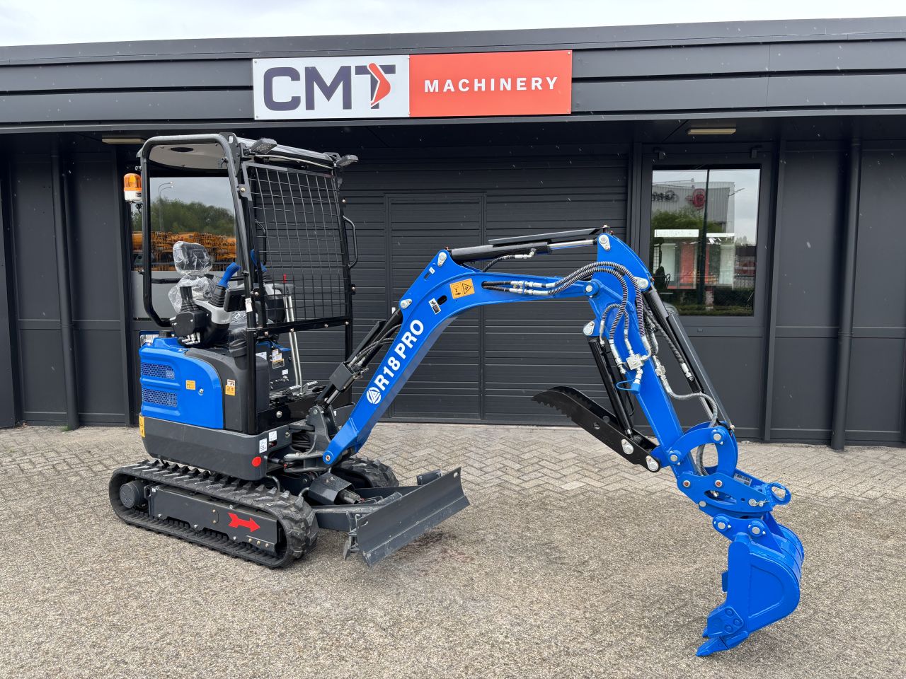 RIPPA R18 PRO KUBOTA 3-CYLINDER