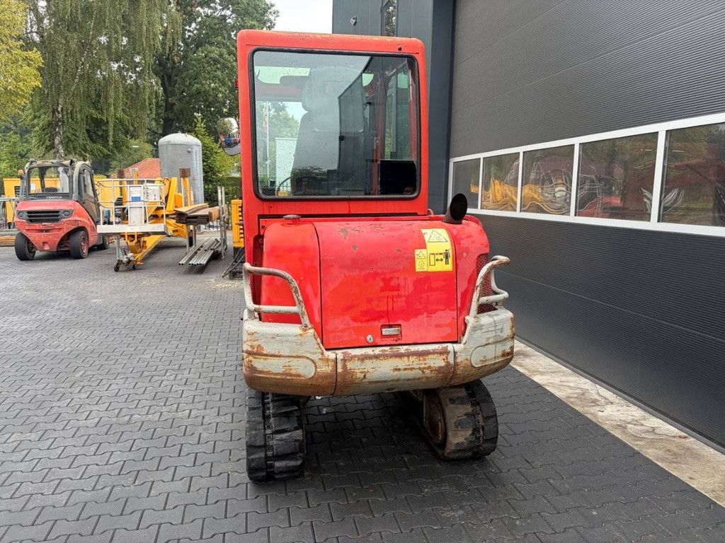 Rupsgraafmachine Yanmar B25V Diesel 14kW 2004