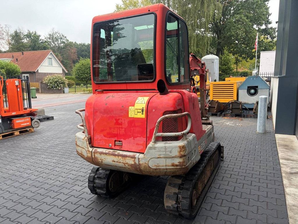 Rupsgraafmachine Yanmar B25V Diesel 14kW 2004