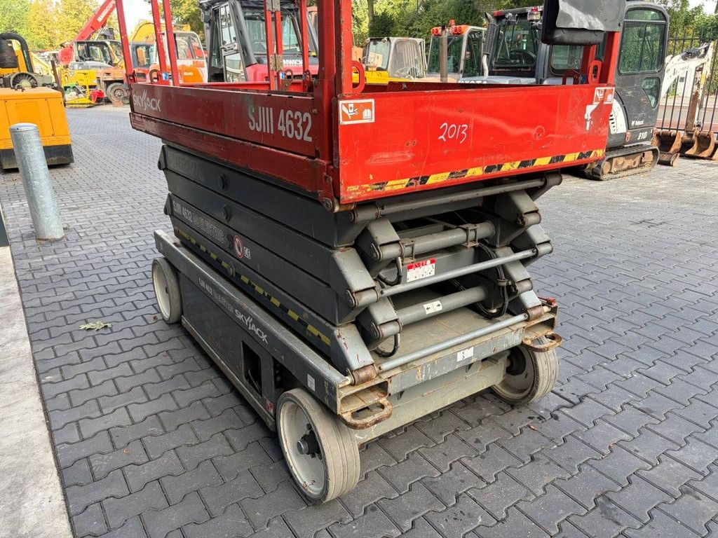 Skyjack SJ4632 Elektrische Scherenbühne 11,7 m 2013