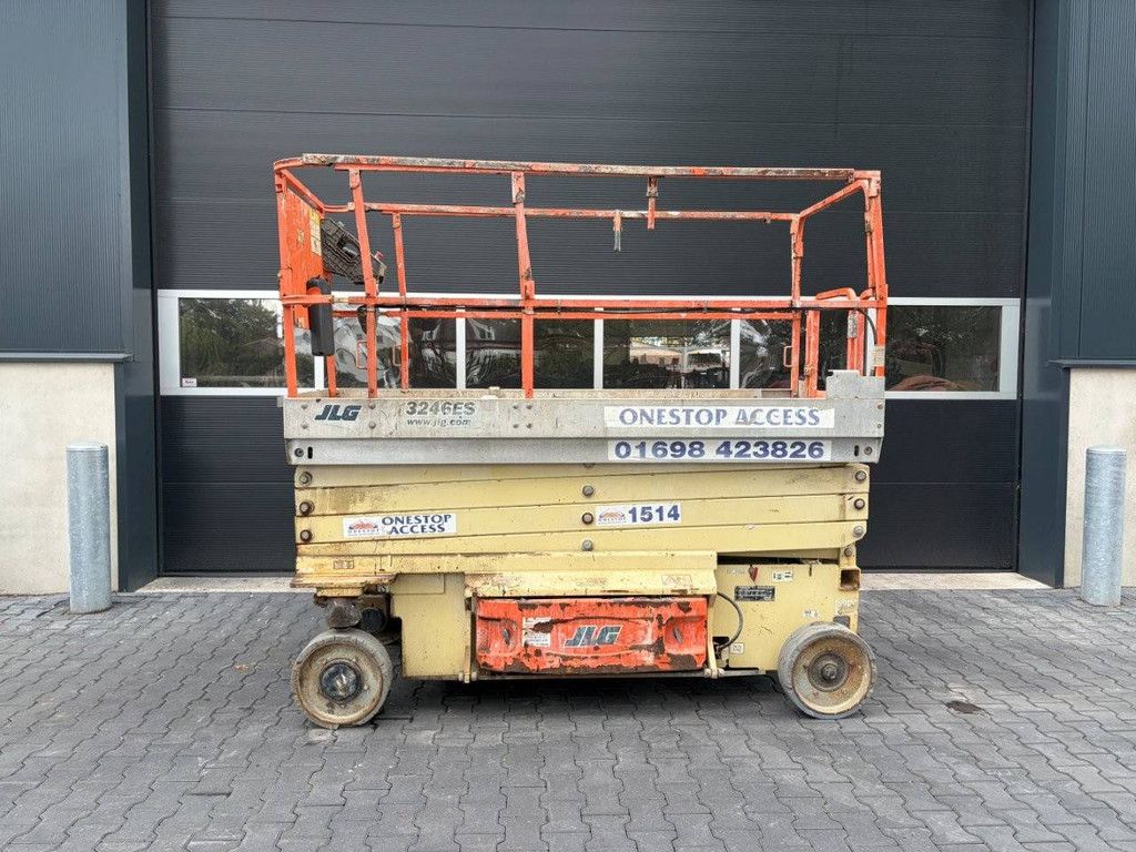 Scissor lift JLG 3246ES Electric 11.68m 2012