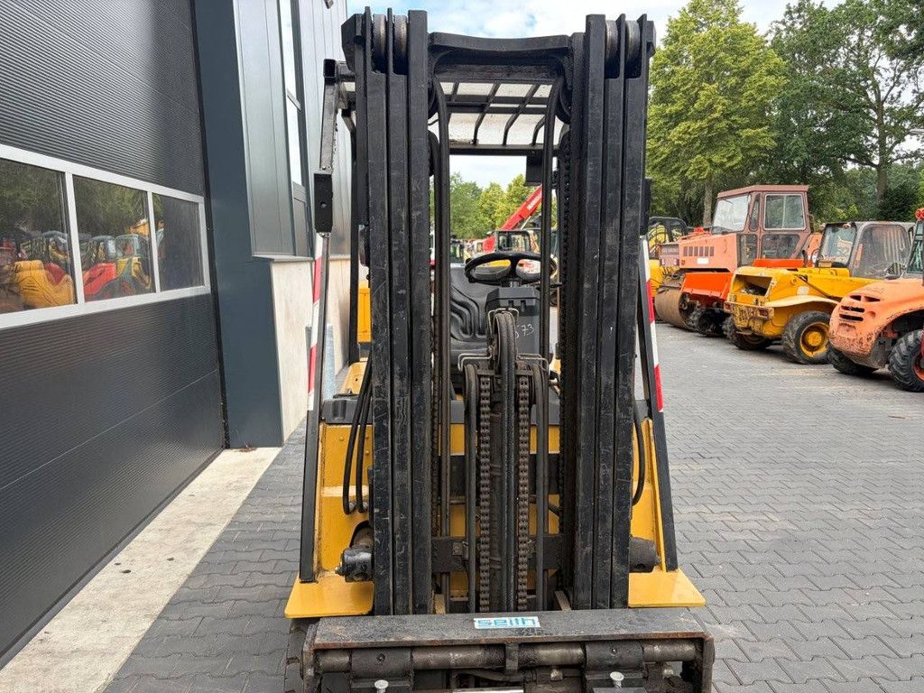 Caterpillar EP25K Elektrogabelstapler 2500 kg 4,75 m 2009