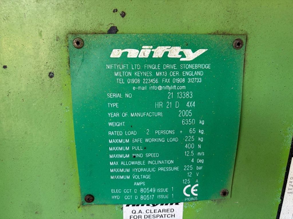Articulating boom lift Niftylift HR21D 4x4 Diesel 225kg 20.8m 2005