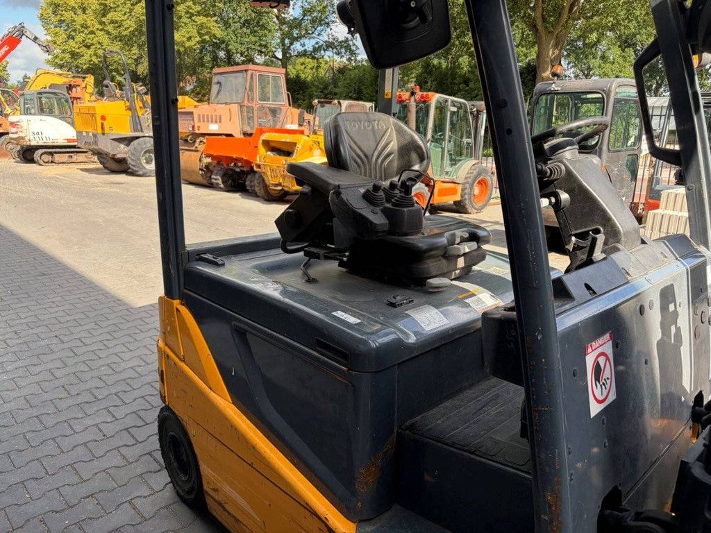 Toyota 8FBMKT25 Elektrogabelstapler 2500 kg 5 m 2016