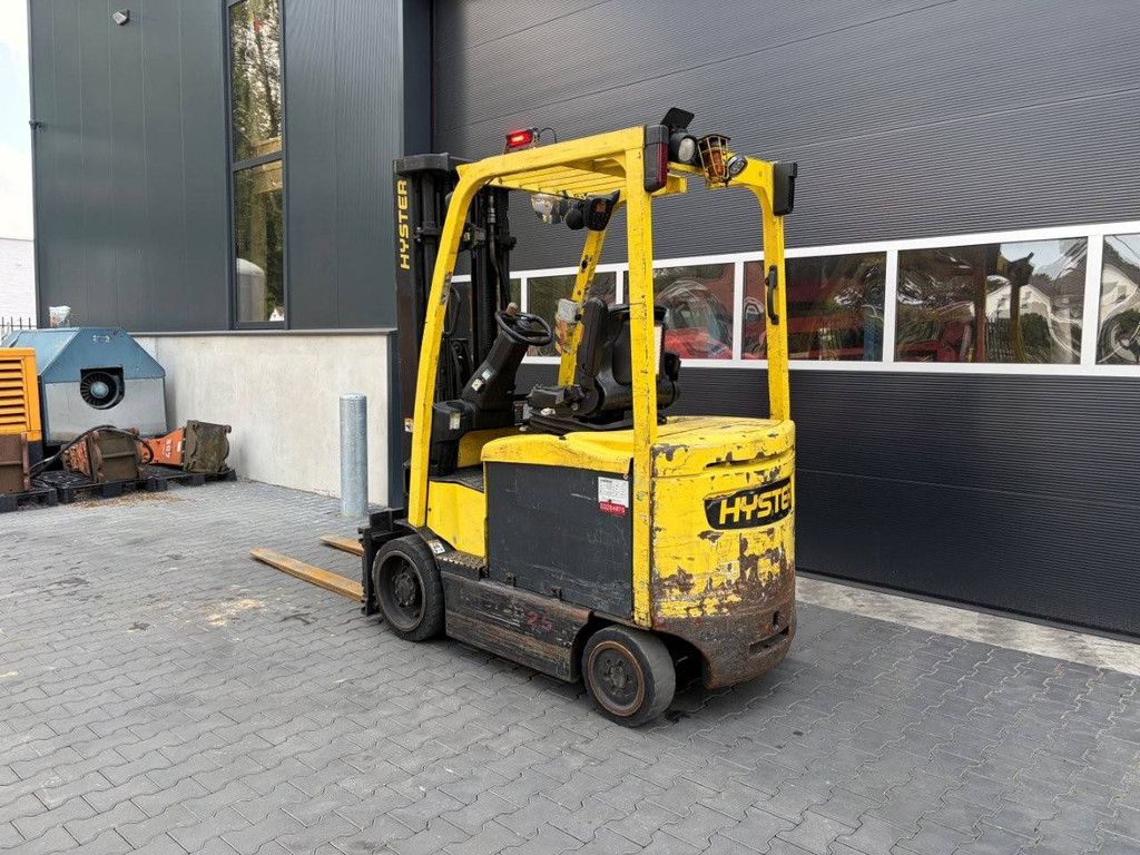 Hyster E2.5XN Electric Forklift 1240kg 5.55m 2013
