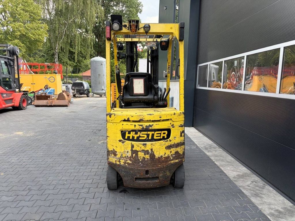 Hyster E2.5XN Electric Forklift 1240kg 5.55m 2013