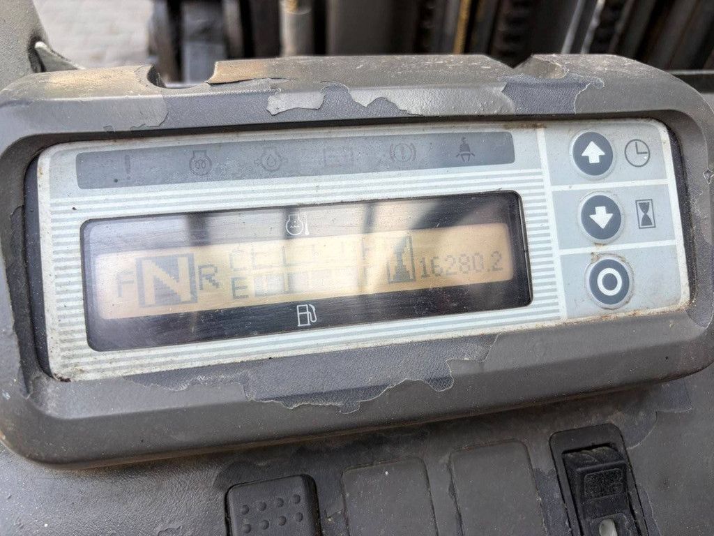 UniCarriers Gabelstapler Y1D2A25Q Diesel 1700 kg 5,5 m 2017