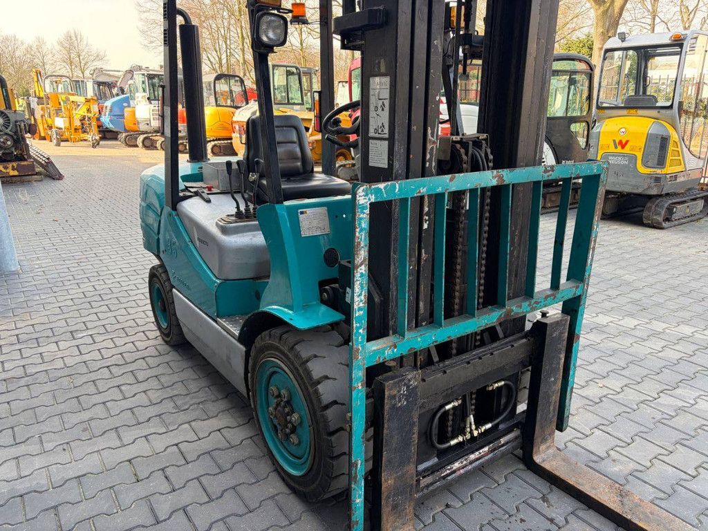 Gabelstapler Feeler FD35 Diesel 3500 kg 4,7 m 2009