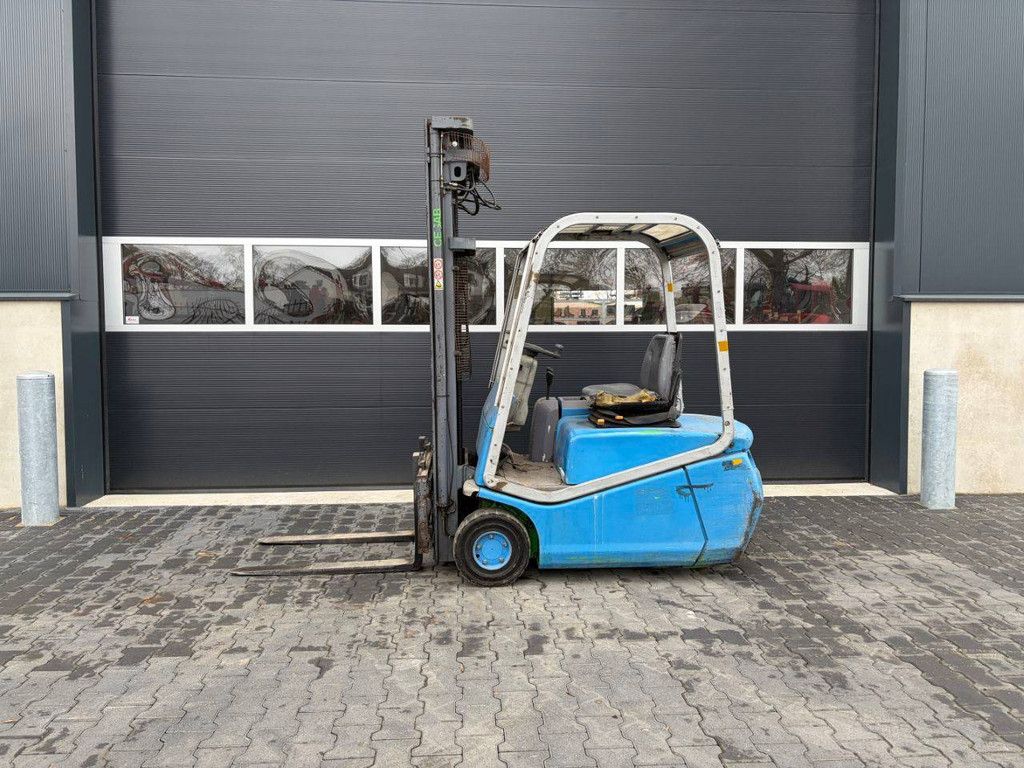 Gabelstapler CESAB BLITZ 315 Elektro 1500 kg 5,7 m 1995