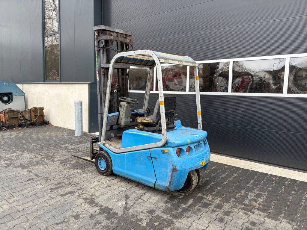 Gabelstapler CESAB BLITZ 315 Elektro 1500 kg 5,7 m 1995