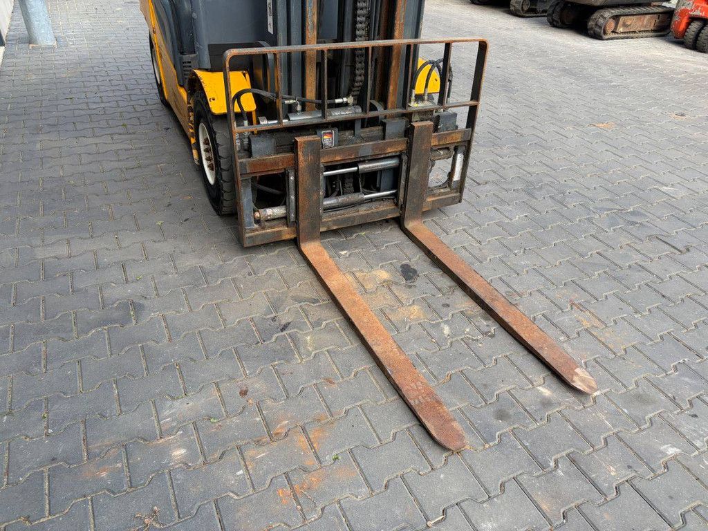 Gabelstapler Jungheinrich DFG 425s Diesel 2500kg 6.0m 2011