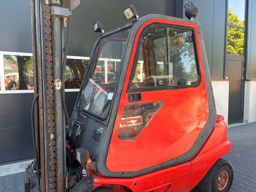 Linde H25D-02 Diesel-Gabelstapler, Baujahr 1996