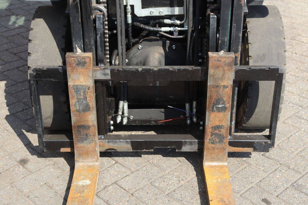 Toyota Gabelstapler 028FGF25 LPG 2500kg 5,0m 2012