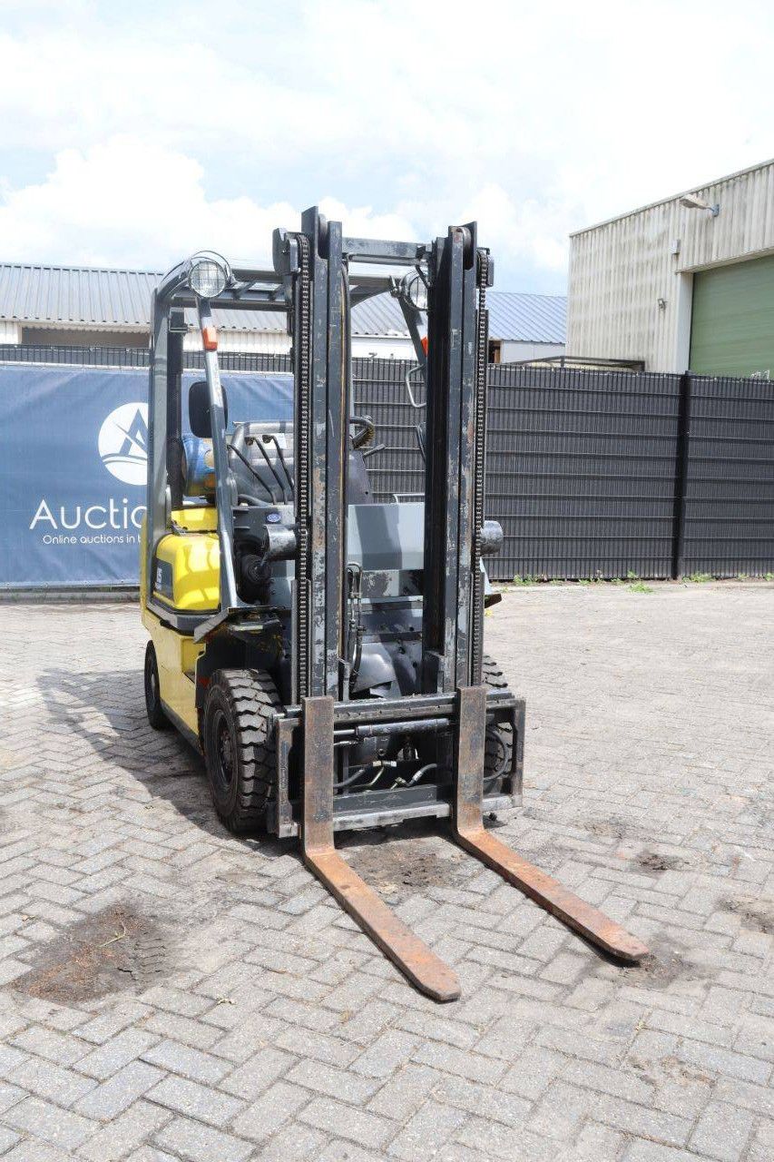 Gabelstapler Nissan PDO1A15PO LPG 1500kg 3,3m 2001