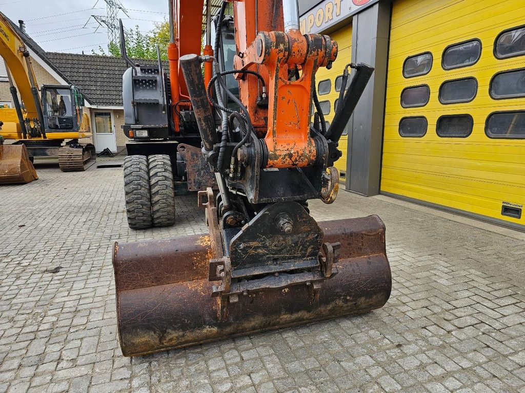 Hitachi ZX140W-3 WE1646